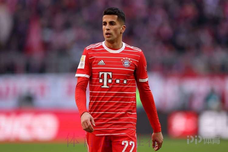 德媒:坎塞洛太贵不会被拜仁买断 皇马也加入竞争 德媒:坎塞洛太贵不会被拜仁买断 皇马也加入竞争